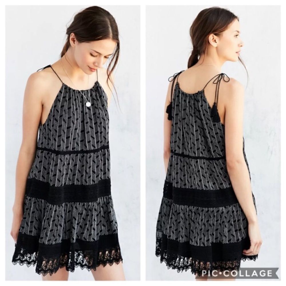 NWT $89 Urban Outfitters tiered dress